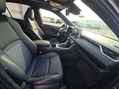 2019 Toyota RAV4 Hybrid XSE