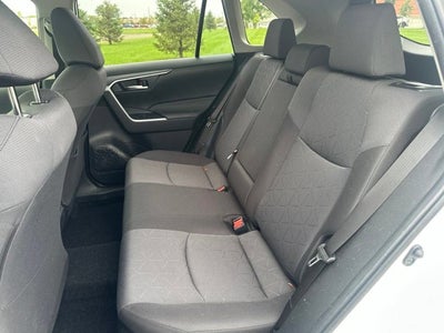 2022 Toyota RAV4 Hybrid XLE