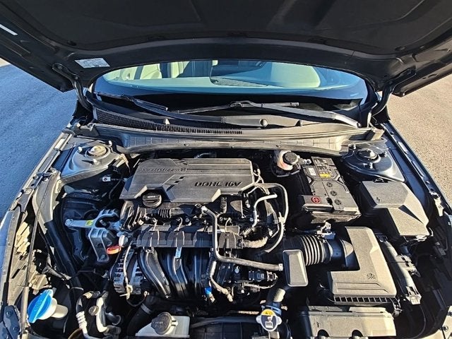 2022 Hyundai Elantra SE