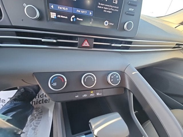 2022 Hyundai Elantra SE