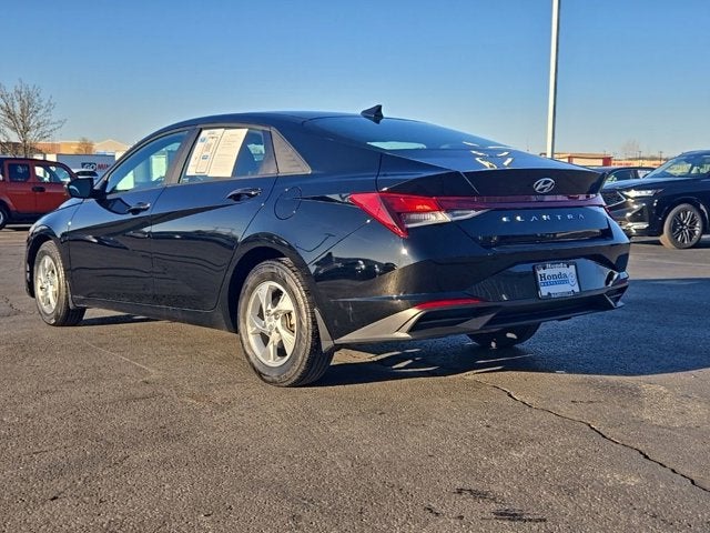 2022 Hyundai Elantra SE