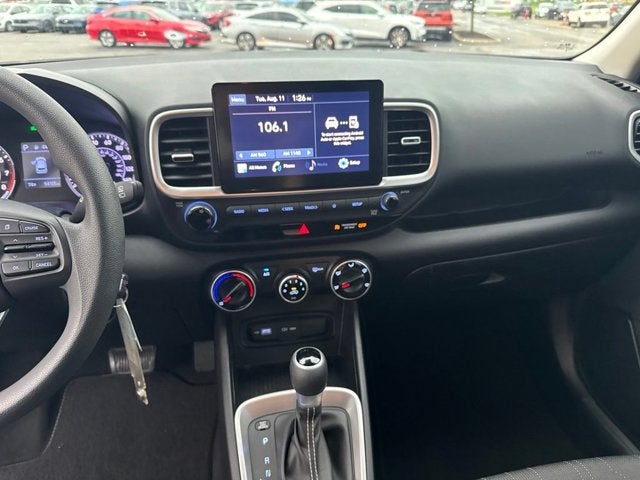 2022 Hyundai Venue SE