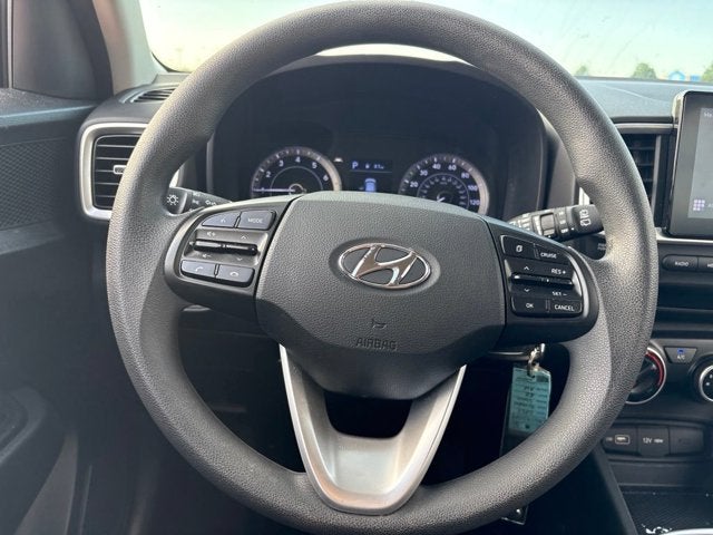 2022 Hyundai Venue SE