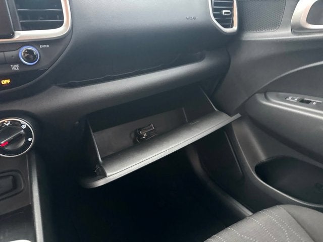 2022 Hyundai Venue SE