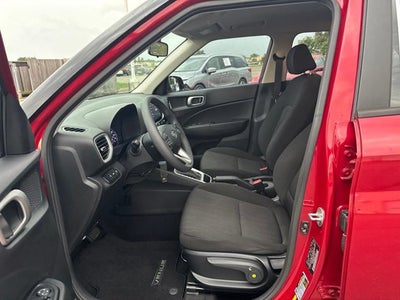 2022 Hyundai Venue SE