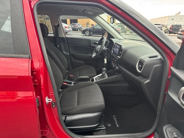 2022 Hyundai Venue SE