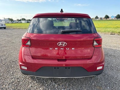 2022 Hyundai Venue SE