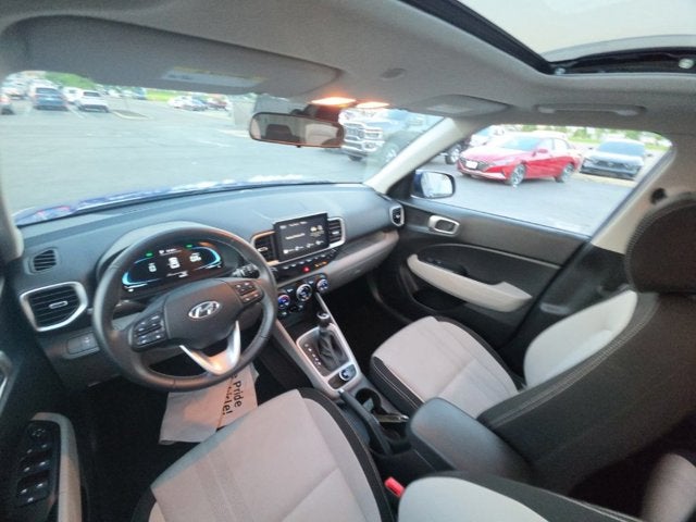 2025 Hyundai Venue SEL