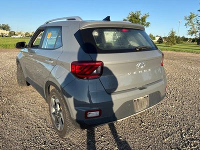 2022 Hyundai Venue SEL
