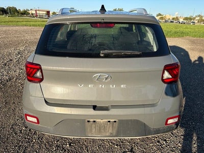 2022 Hyundai Venue SEL