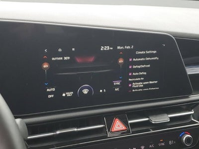 2023 Kia Niro SX Touring