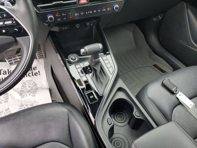 2023 Kia Niro SX Touring