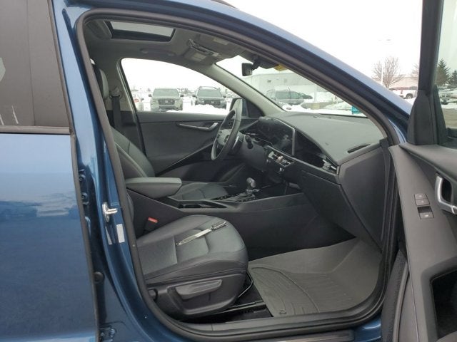 2023 Kia Niro SX Touring