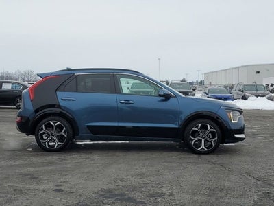 2023 Kia Niro SX Touring