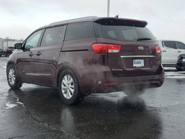 2016 Kia Sedona LX