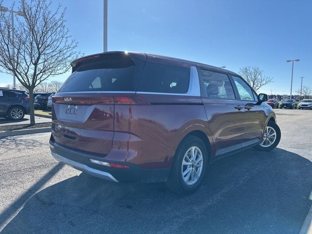 2024 Kia Carnival LX