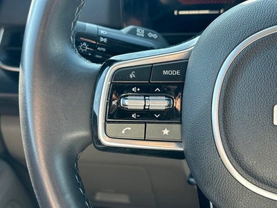 2025 Kia Carnival LXS