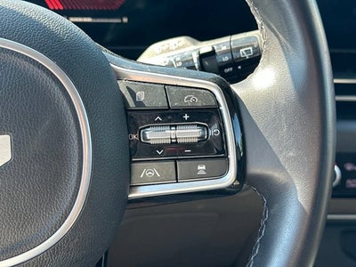 2025 Kia Carnival LXS
