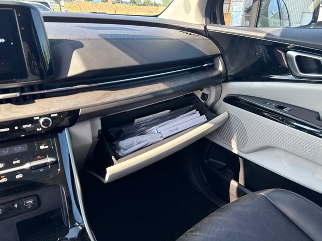 2024 Kia Carnival EX