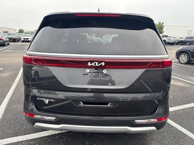 2024 Kia Carnival EX