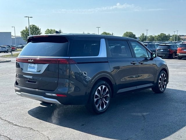 2024 Kia Carnival EX