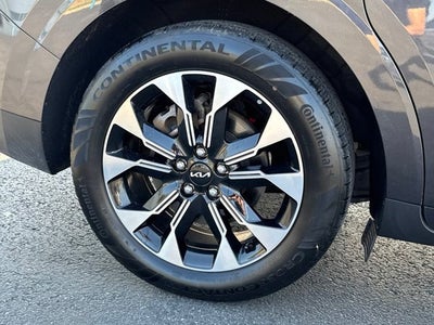 2024 Kia Carnival EX