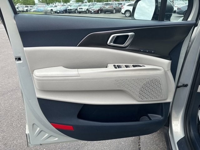 2025 Kia Carnival SX