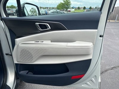 2025 Kia Carnival SX