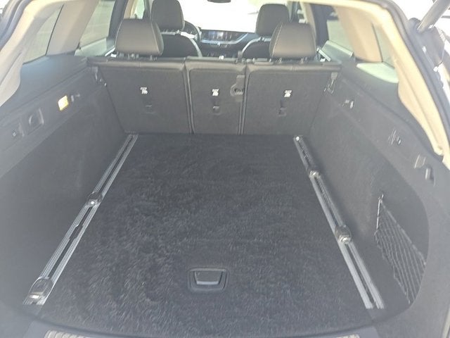 2018 Buick Regal TourX Essence