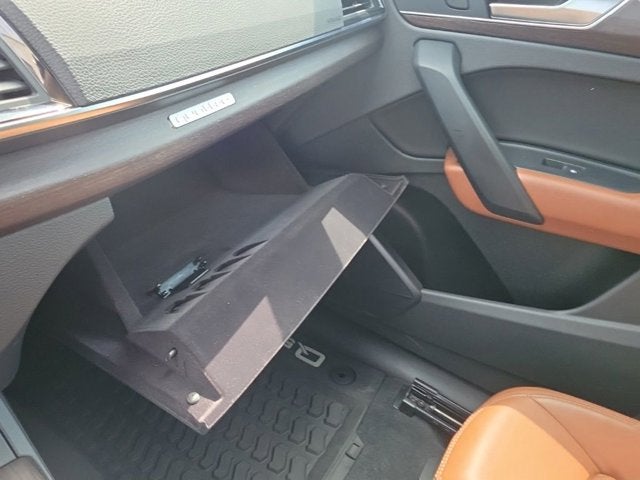 2023 Audi Q5 40 Premium