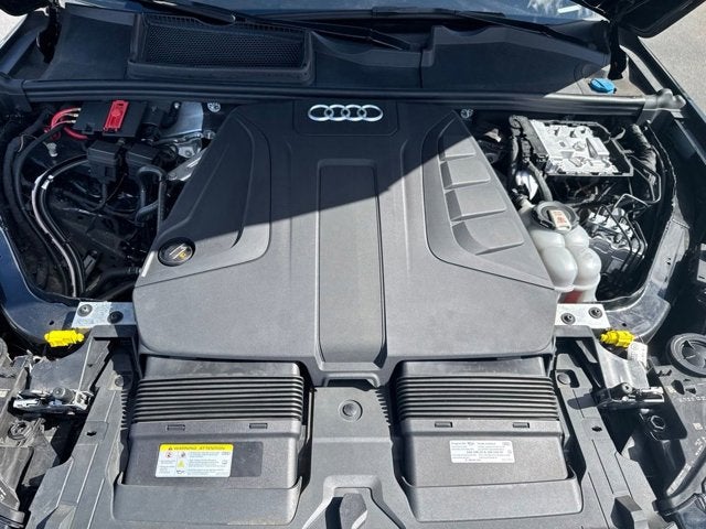 2023 Audi Q7 45 Premium