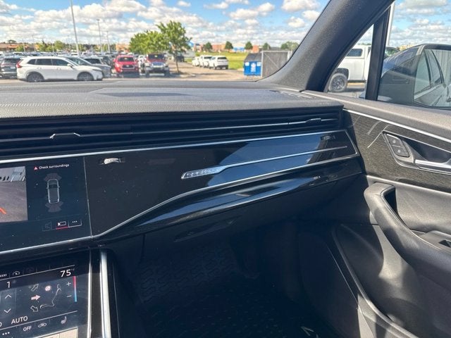2023 Audi Q7 45 Premium