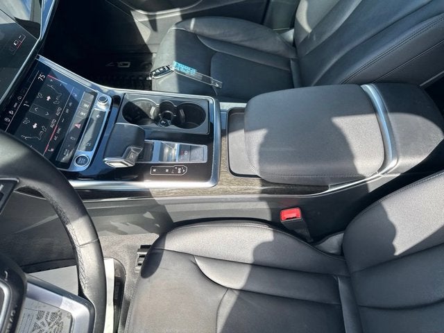 2023 Audi Q7 45 Premium