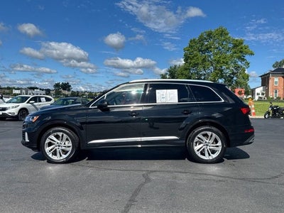 2023 Audi Q7 45 Premium
