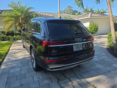 2023 Audi Q7 45 Premium