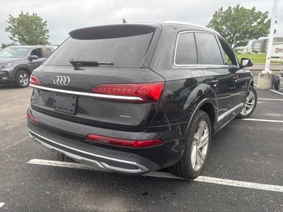 2023 Audi Q7 45 Premium