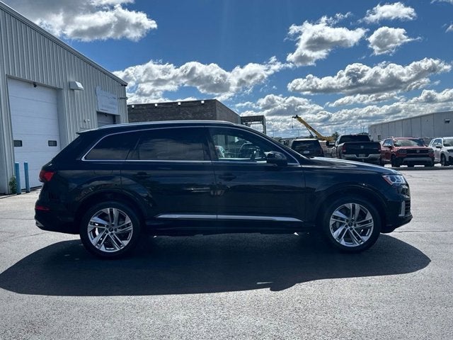 2023 Audi Q7 45 Premium