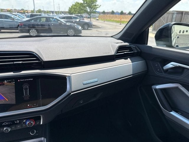 2023 Audi Q3 Premium