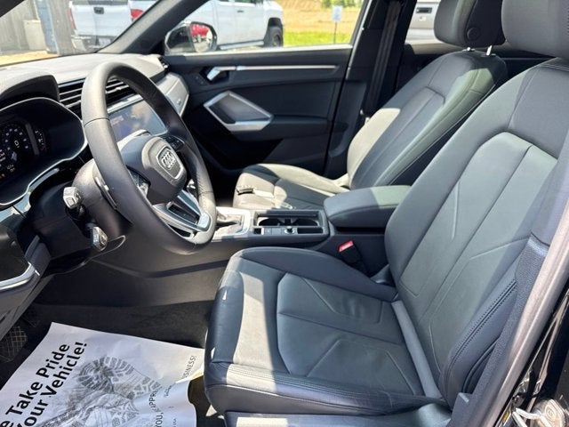 2023 Audi Q3 Premium