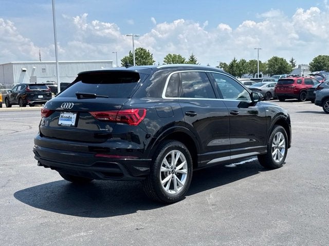 2023 Audi Q3 Premium