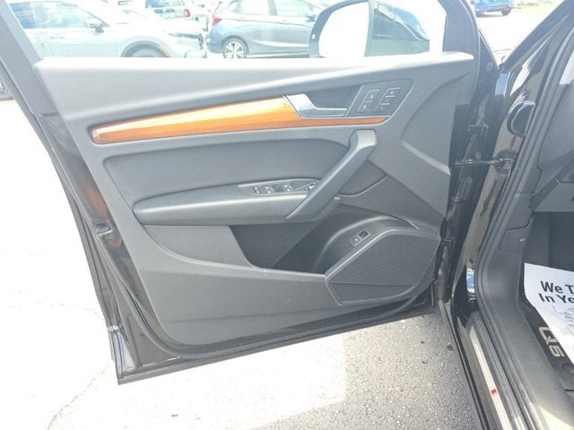 2023 Audi Q5 45 S line Premium