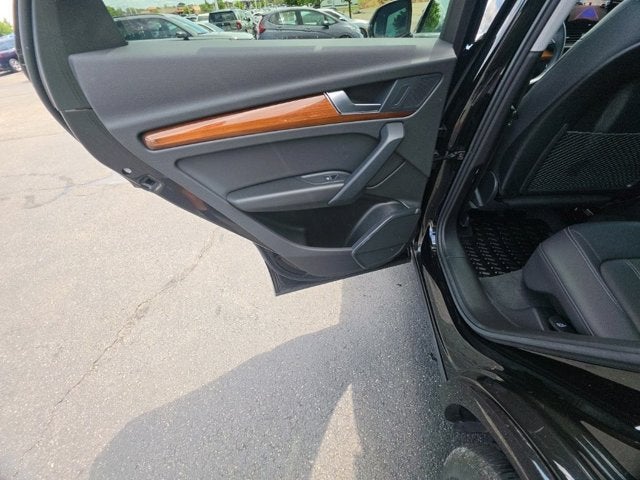 2023 Audi Q5 45 S line Premium