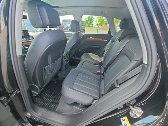 2023 Audi Q5 45 S line Premium