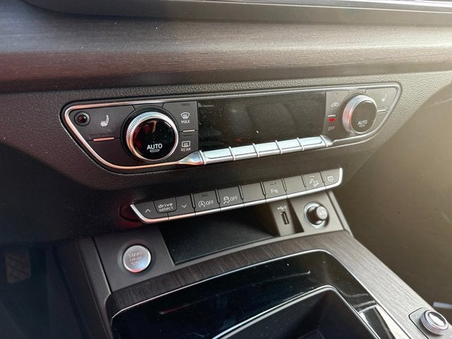 2023 Audi Q5 45 S line Premium