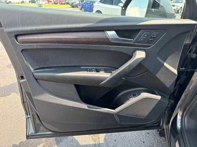 2023 Audi Q5 45 S line Premium