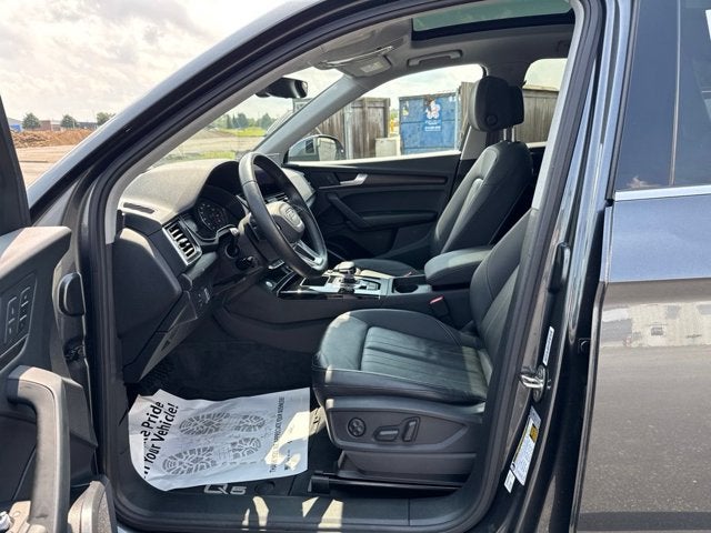 2023 Audi Q5 45 S line Premium