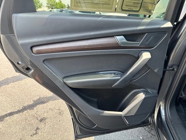 2023 Audi Q5 45 S line Premium