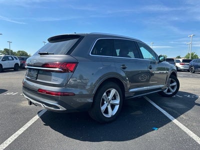 2023 Audi Q7 45 Premium Plus