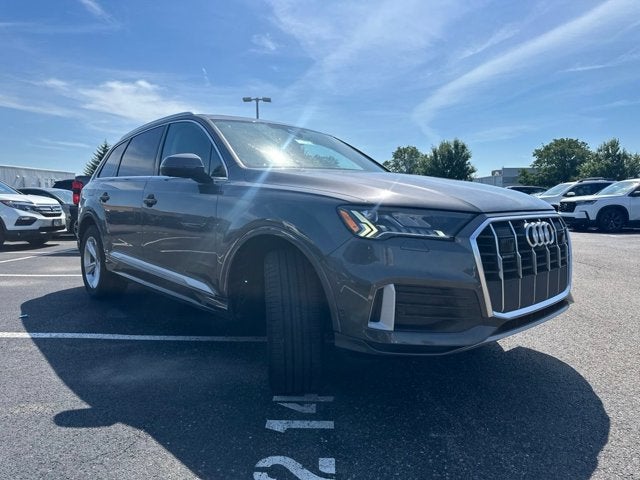 2023 Audi Q7 45 Premium Plus