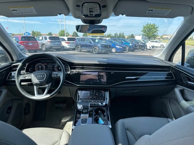 2023 Audi Q7 45 Premium Plus